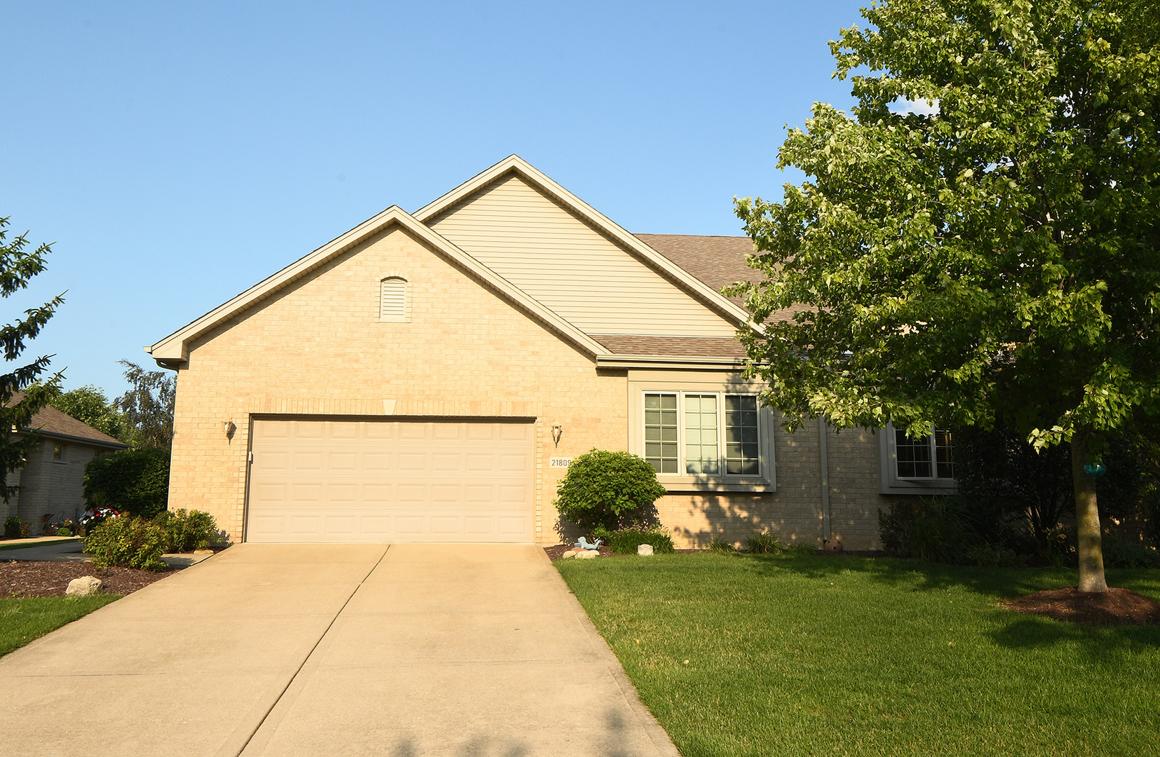Property Photo: 21809 Tower Bridge Drive IL 60448