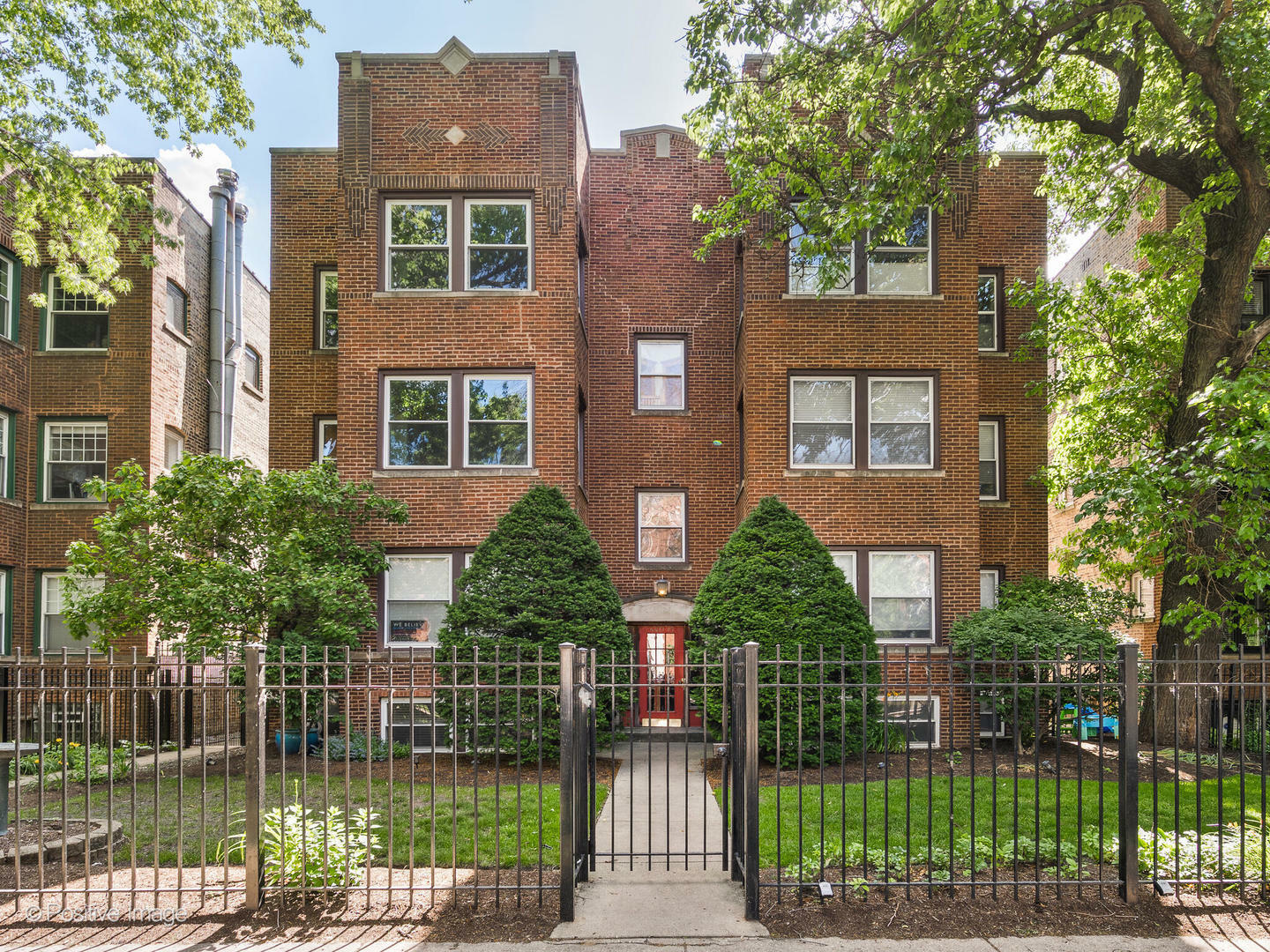 4411 N Beacon Street G  Chicago IL 60640 photo