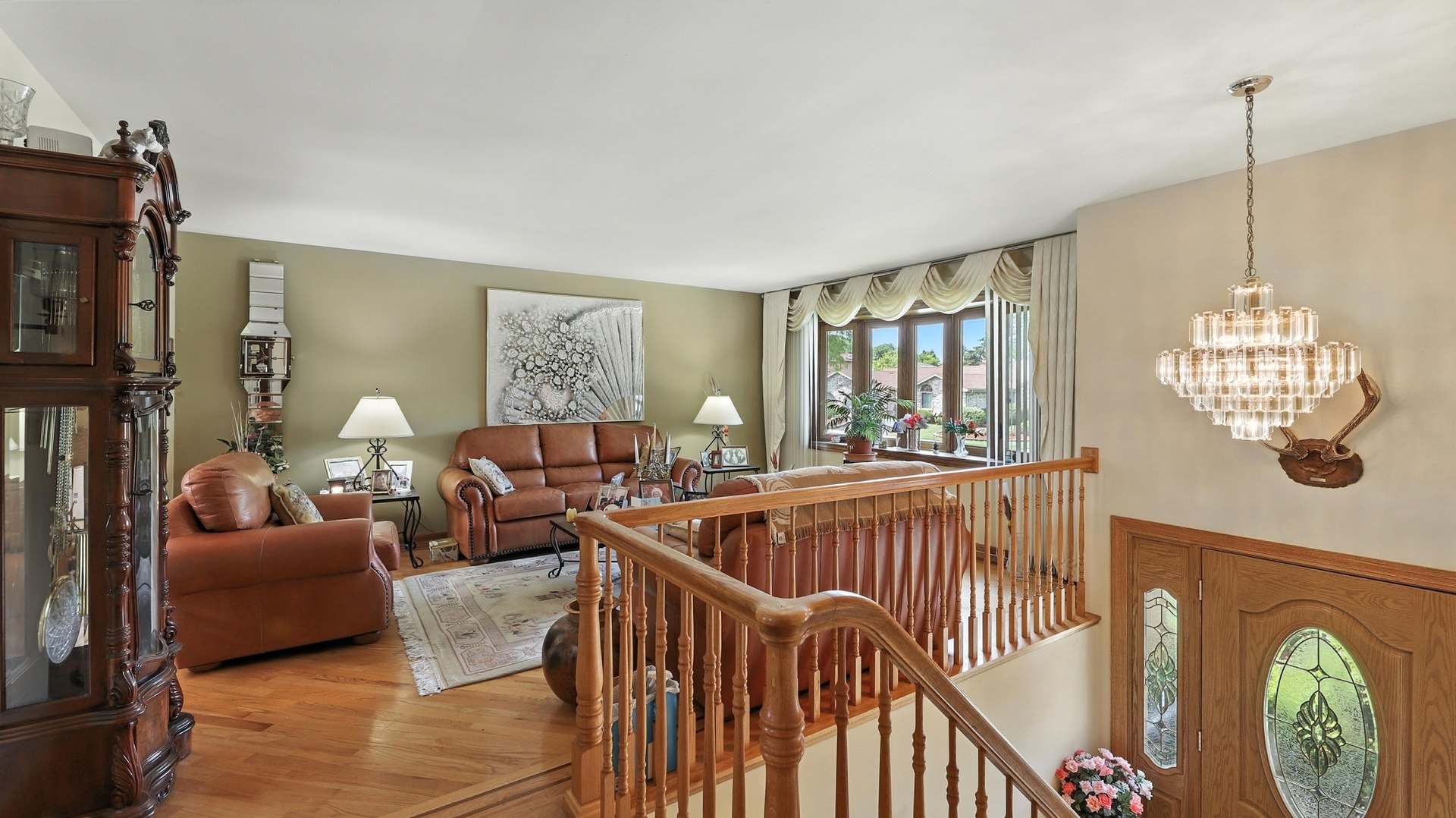 Property Photo: 953 W Surrey Road IL 60101
