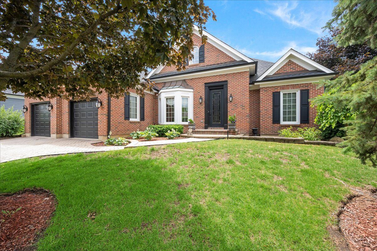 Property Photo:  4101 St Andrews Court  IL 60174 