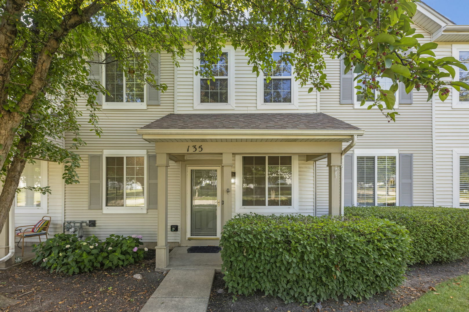 Property Photo: 135 Azalea Circle IL 60446