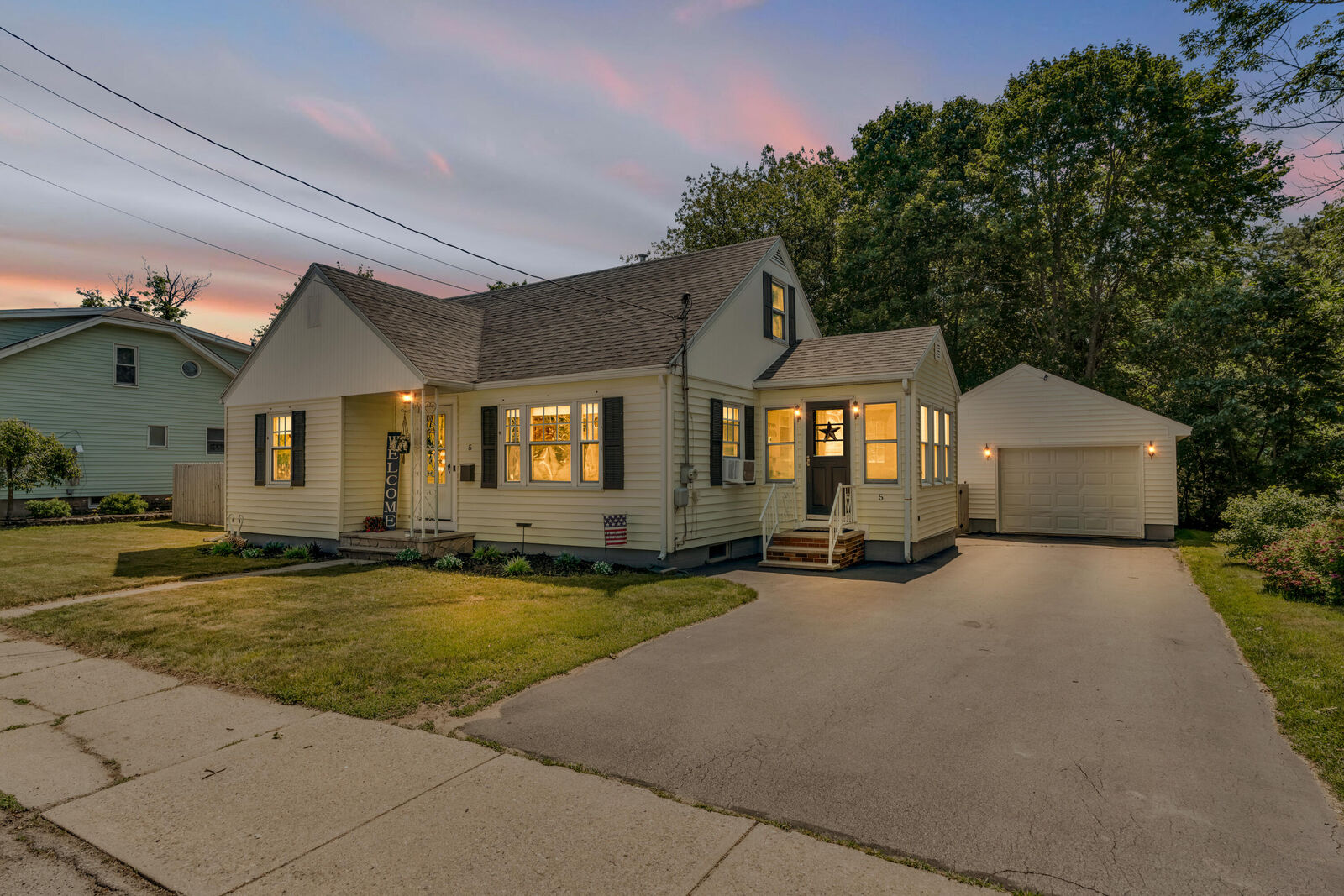 Property Photo: 5 Prospect Street ME 04083
