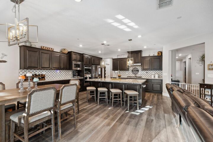 Property Photo:  509 Carver Court  CA 95747 