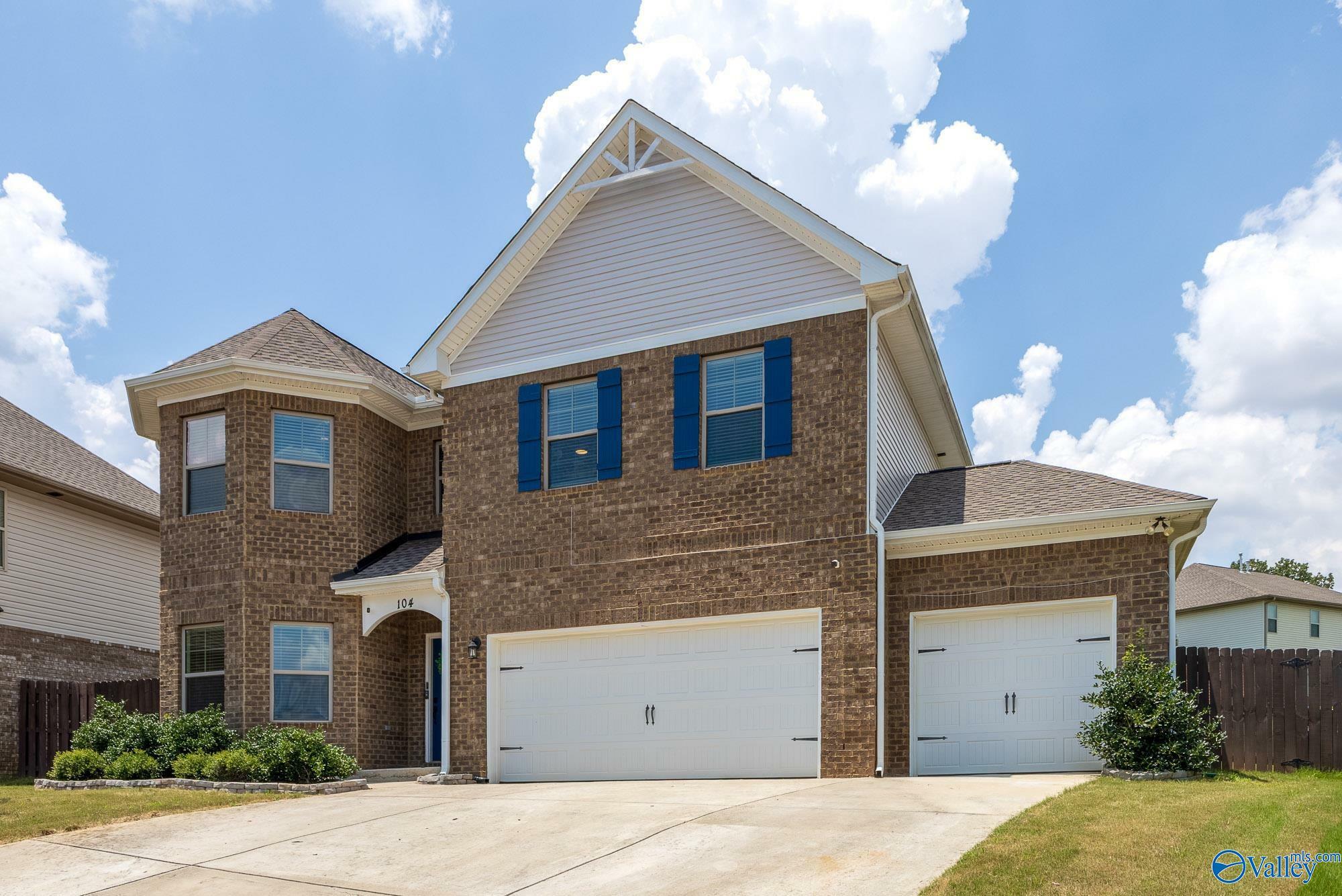 Property Photo: 104 Settlesbridge Court AL 35756