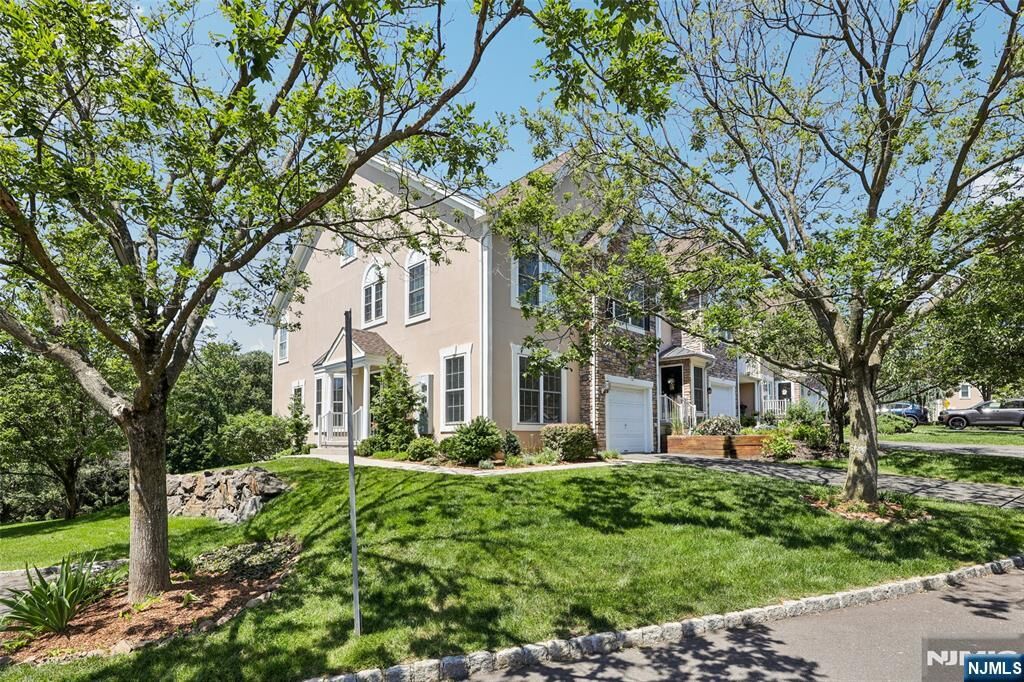 Property Photo:  72 Magnolia Way  NJ 07508 