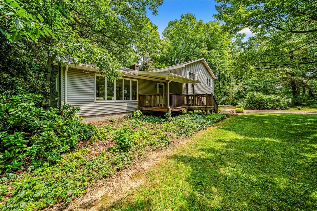 Property Photo: 2845 Hedrick Lane OH 44004