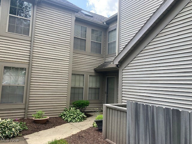 Property Photo: 205 S Aspen 4 OH 44484