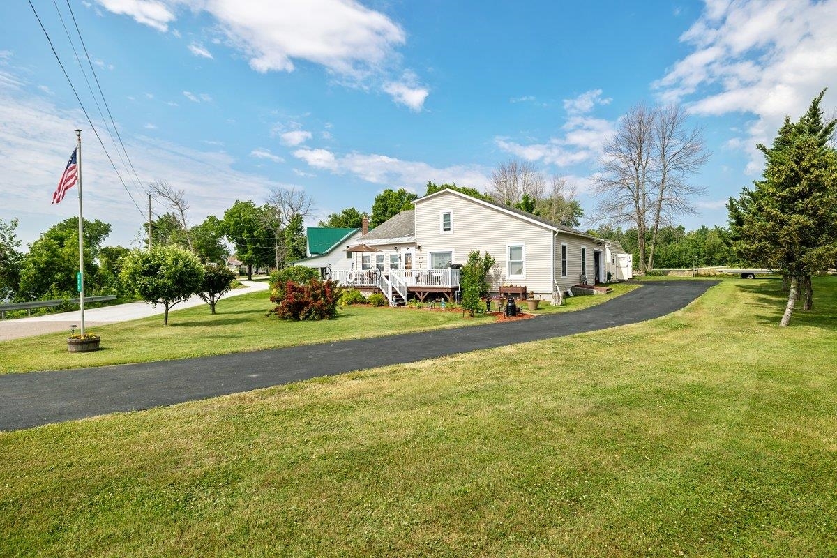 Property Photo: 423 East Alburgh Road VT 05440
