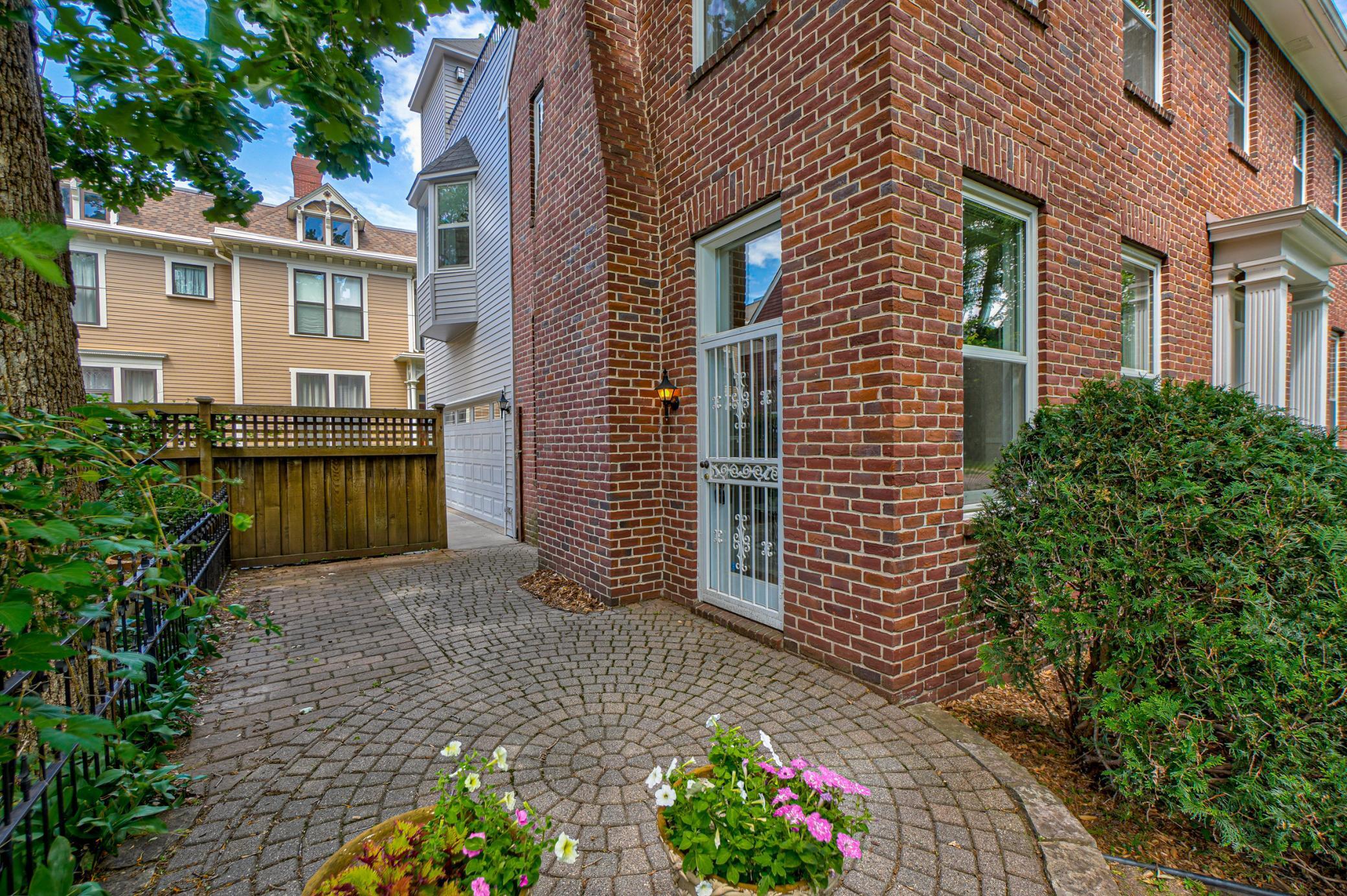 Property Photo: 355 Laurel Avenue MN 55102