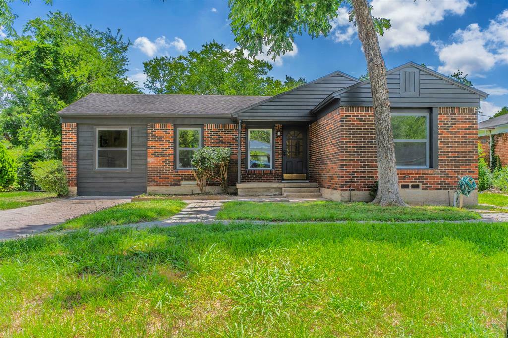 Property Photo: 10638 Sylvia Drive TX 75228