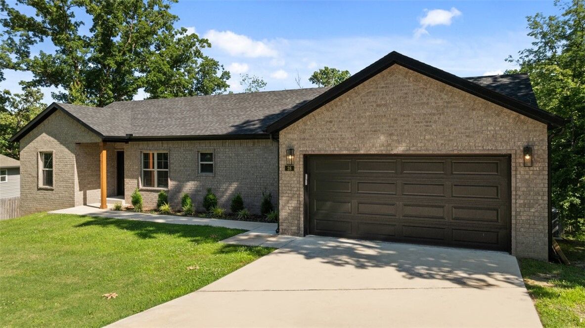 Property Photo:  28 Murphy Drive  AR 72715 