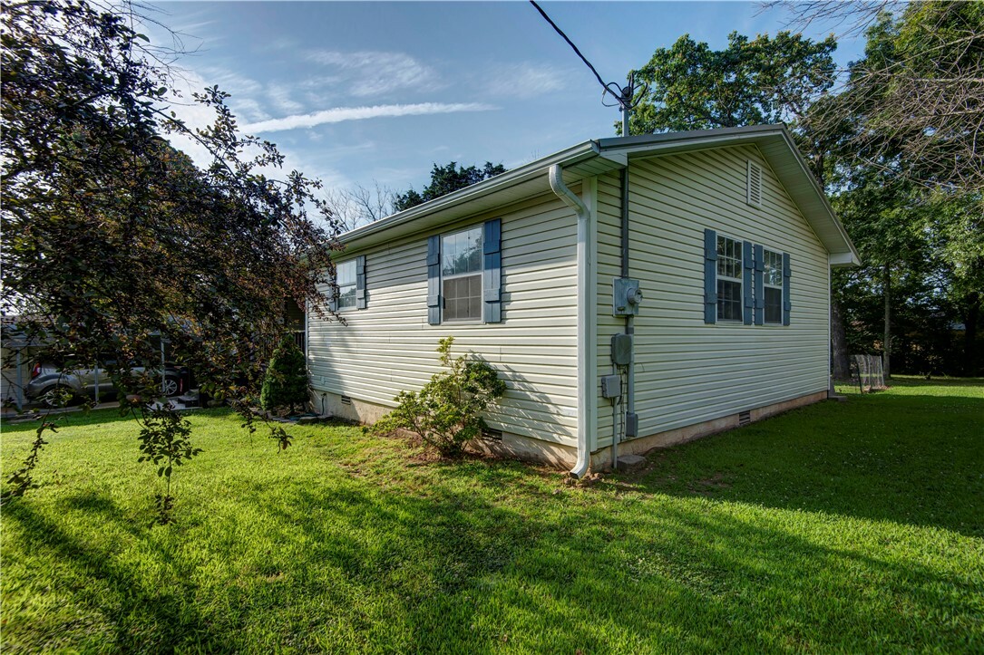 Property Photo: 530 Pine Street AR 72644