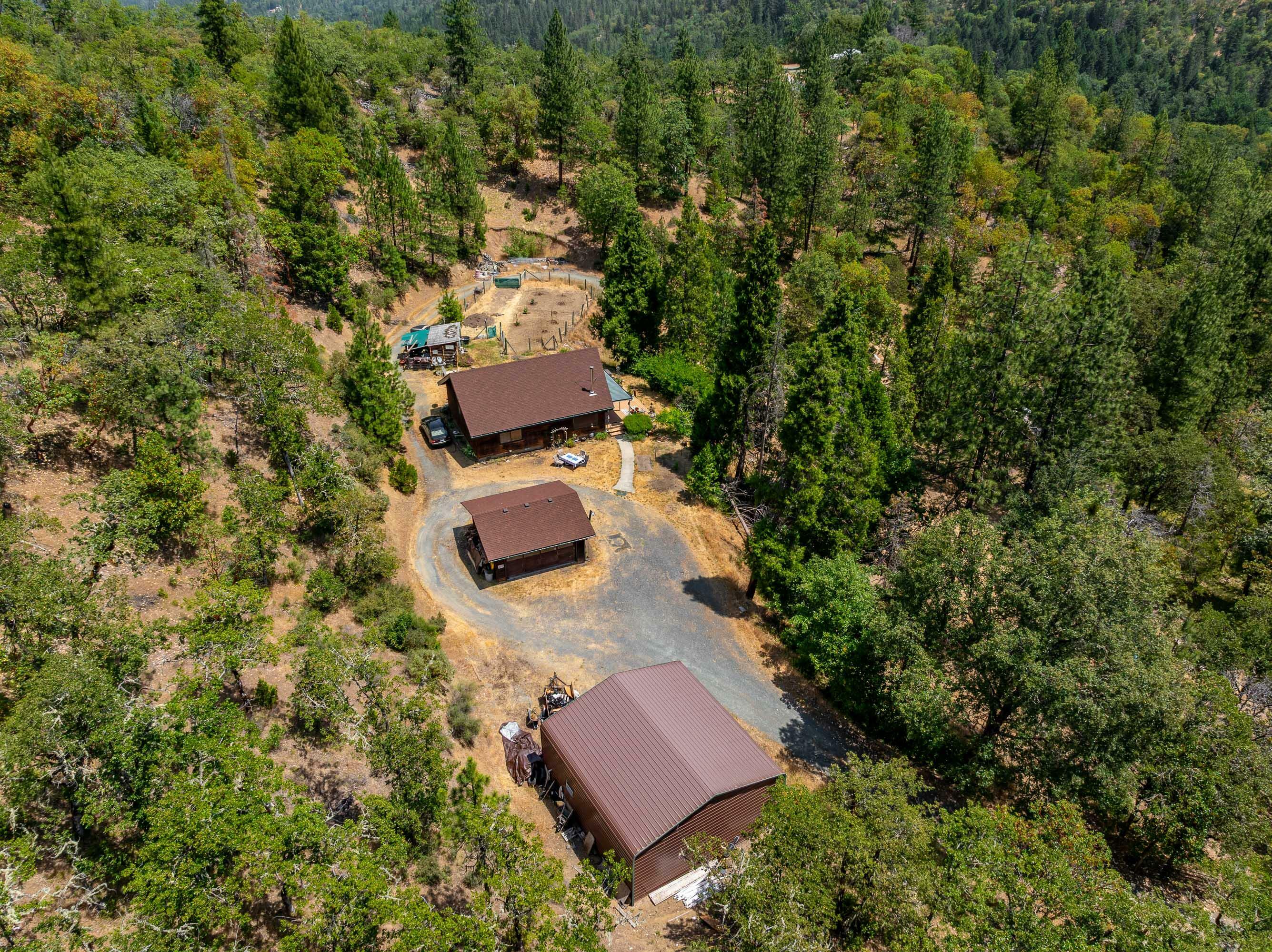 Property Photo: 4220 Foots Creek Right Fork Road OR 97537