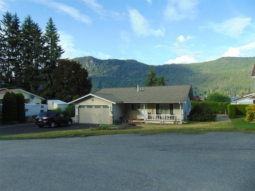 Photo de la propriété: 2954 Birch Lane BC V0E 1H0