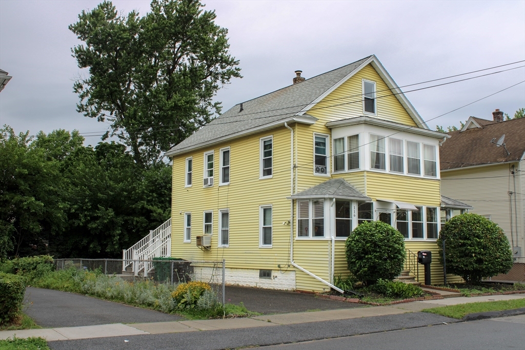 Property Photo: 116 Muzzy St MA 01020