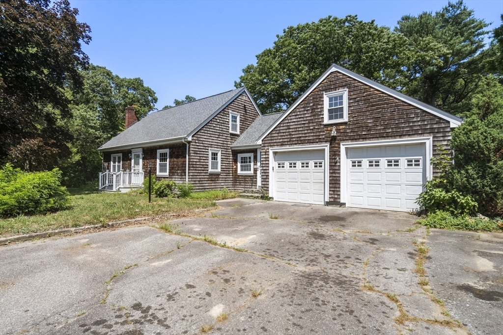 Property Photo: 554 Berkley MA 02779