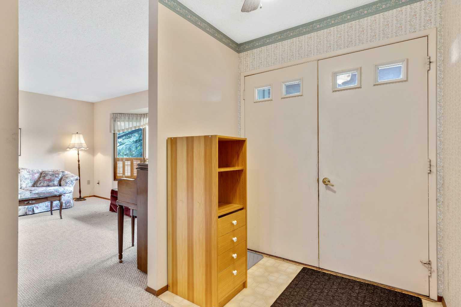 Property Photo: 218 Royal Avenue AB T0L 2A0