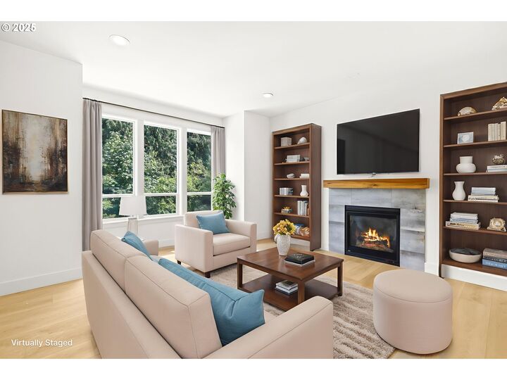 Property Photo:  234 SE 29th St  OR 97080 