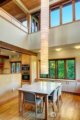Property Photo: 1626 20th Avenue E WA 98112