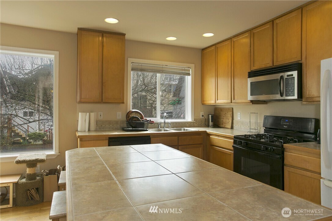 Property Photo: 5223 11th Avenue NE A WA 98105