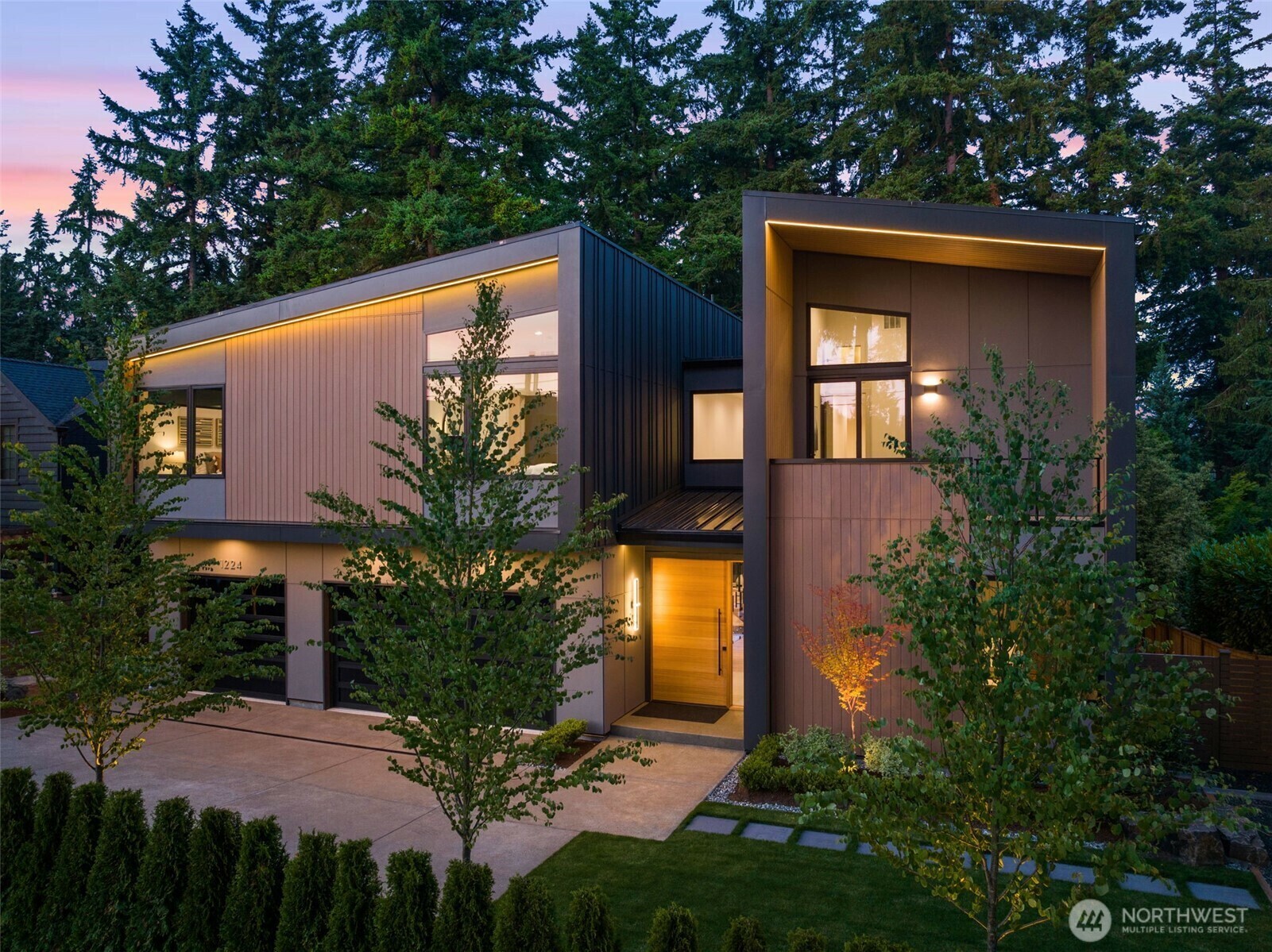 Property Photo: 1224 108th Avenue SE WA 98004
