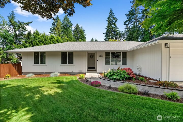 Property Photo: 4011 65th Avenue NW WA 98335