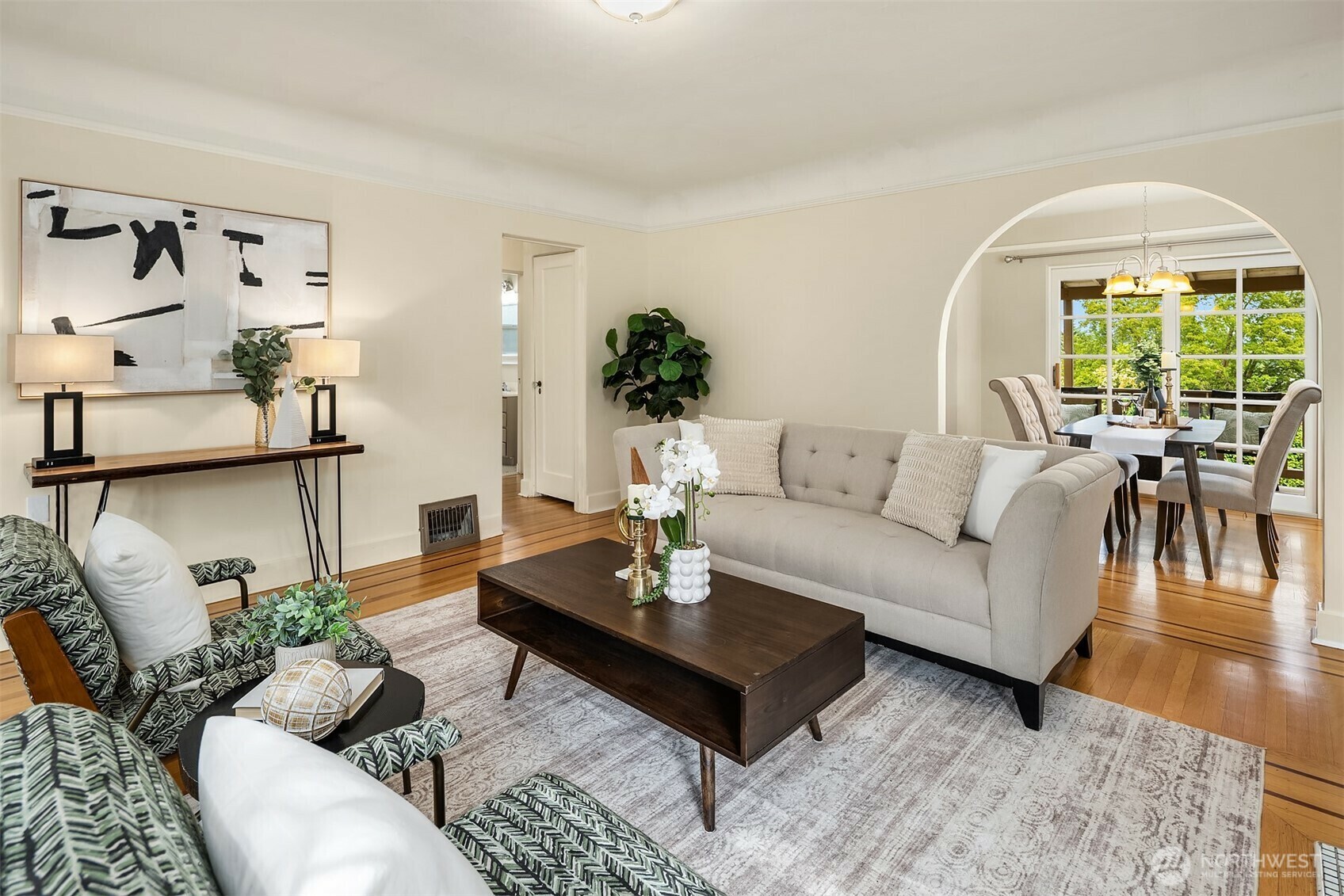 Property Photo: 6016 35th Avenue NE WA 98115