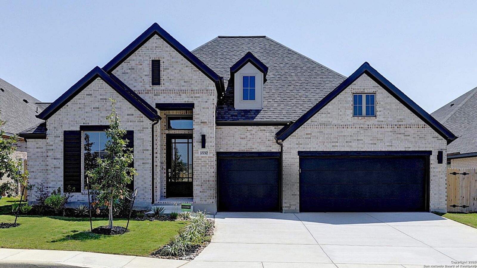 Property Photo: 10030 Forelock Creek TX 78254