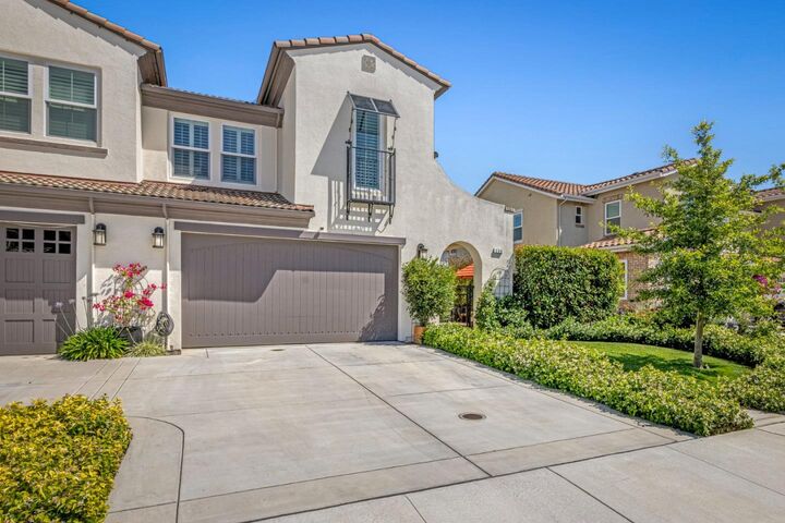 Property Photo:  250 Calle Del Rey  CA 95037 