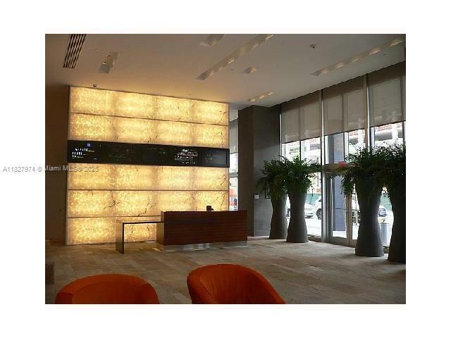 Property Photo:  500 Brickell Ave 2300  FL 33131 