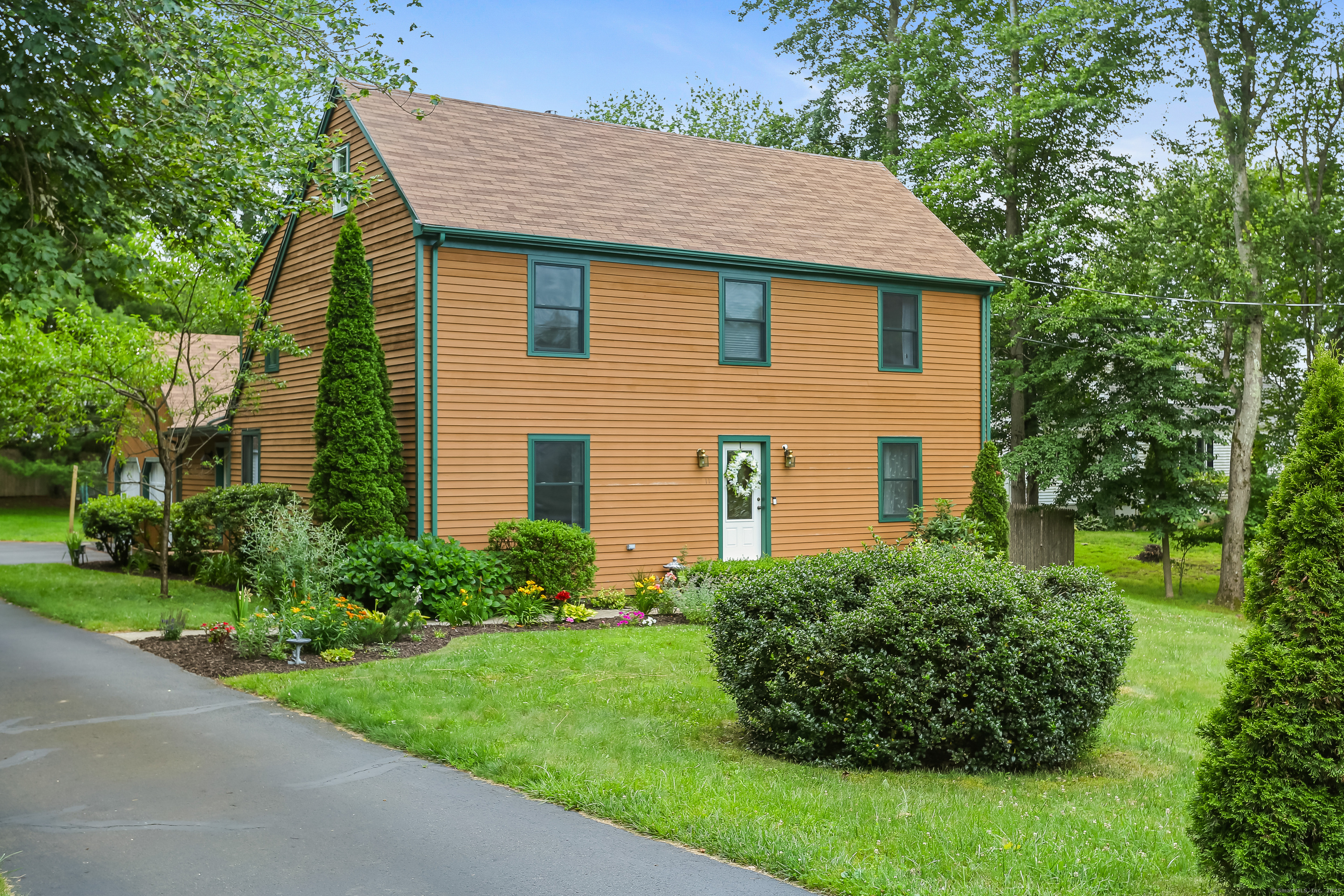 Property Photo: 11 Park Lane CT 06611
