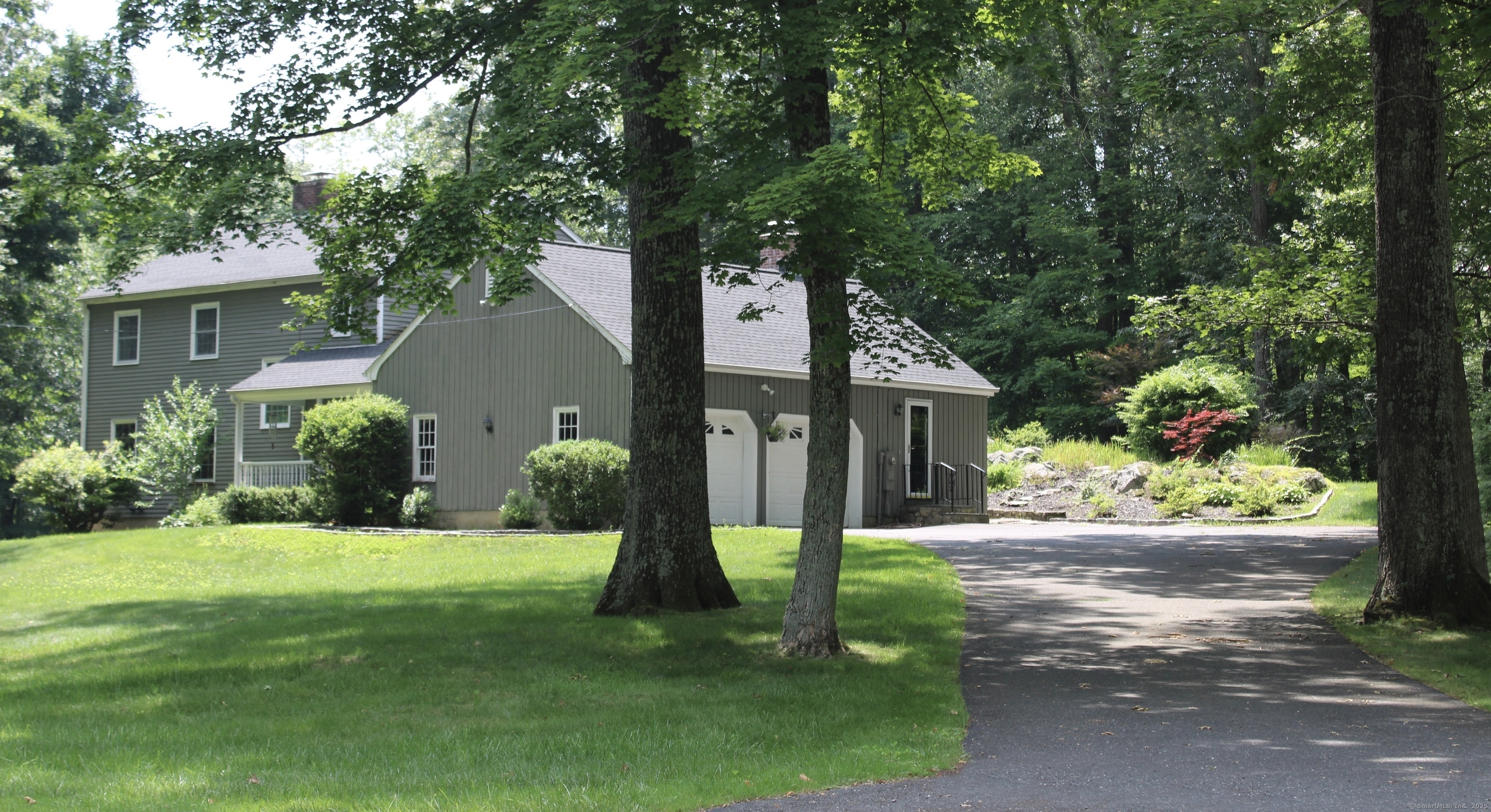 Property Photo:  31 Hunter Lane  CT 06877 