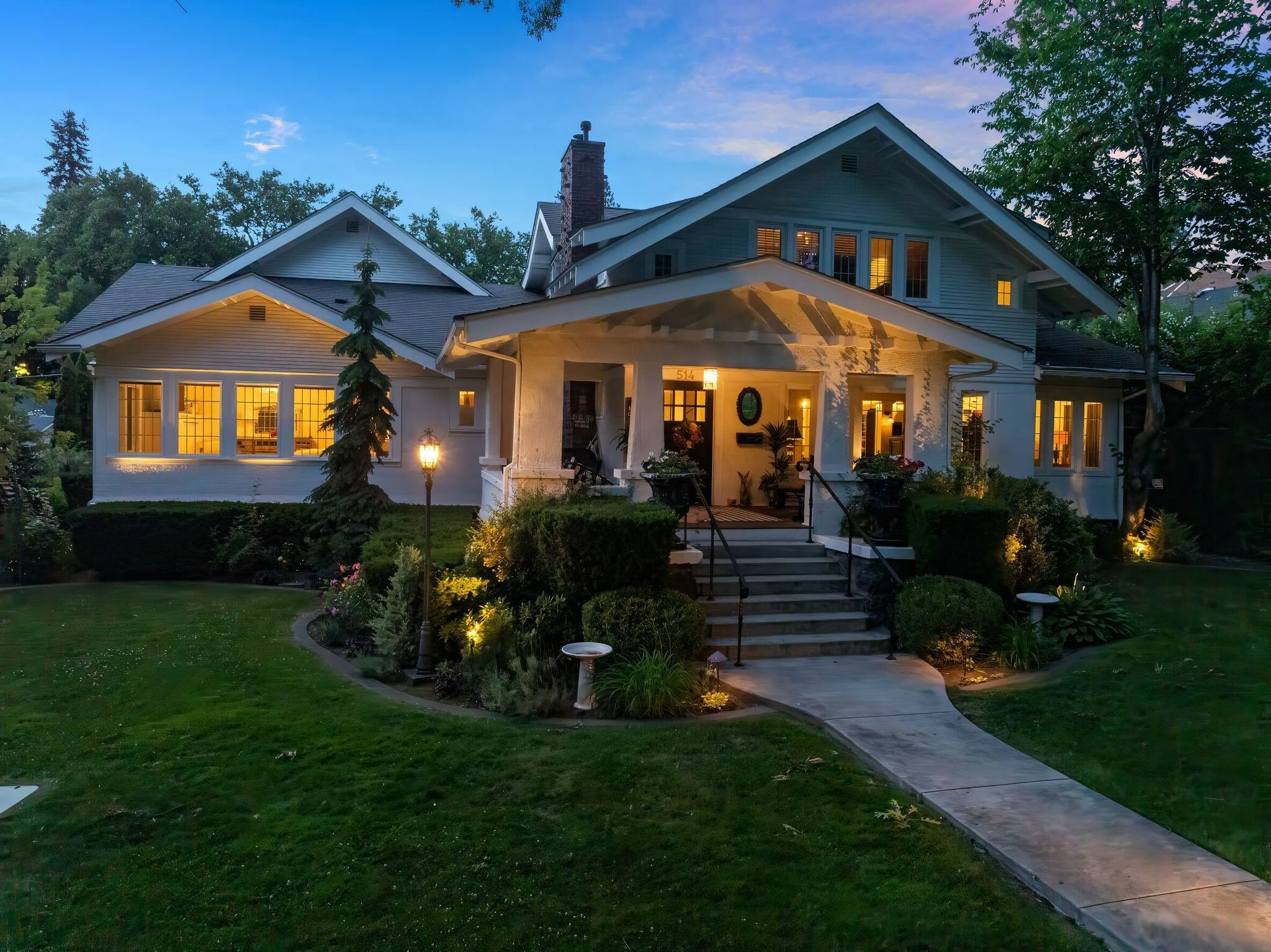 Property Photo:  514 W 19th Ave  WA 99203 
