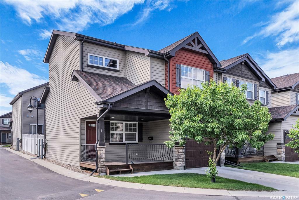 Property Photo: 150 Langlois Way 723 SK S7T 1C8