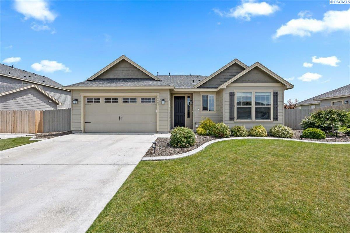 Property Photo: 4003 Atlanta Ln WA 99301