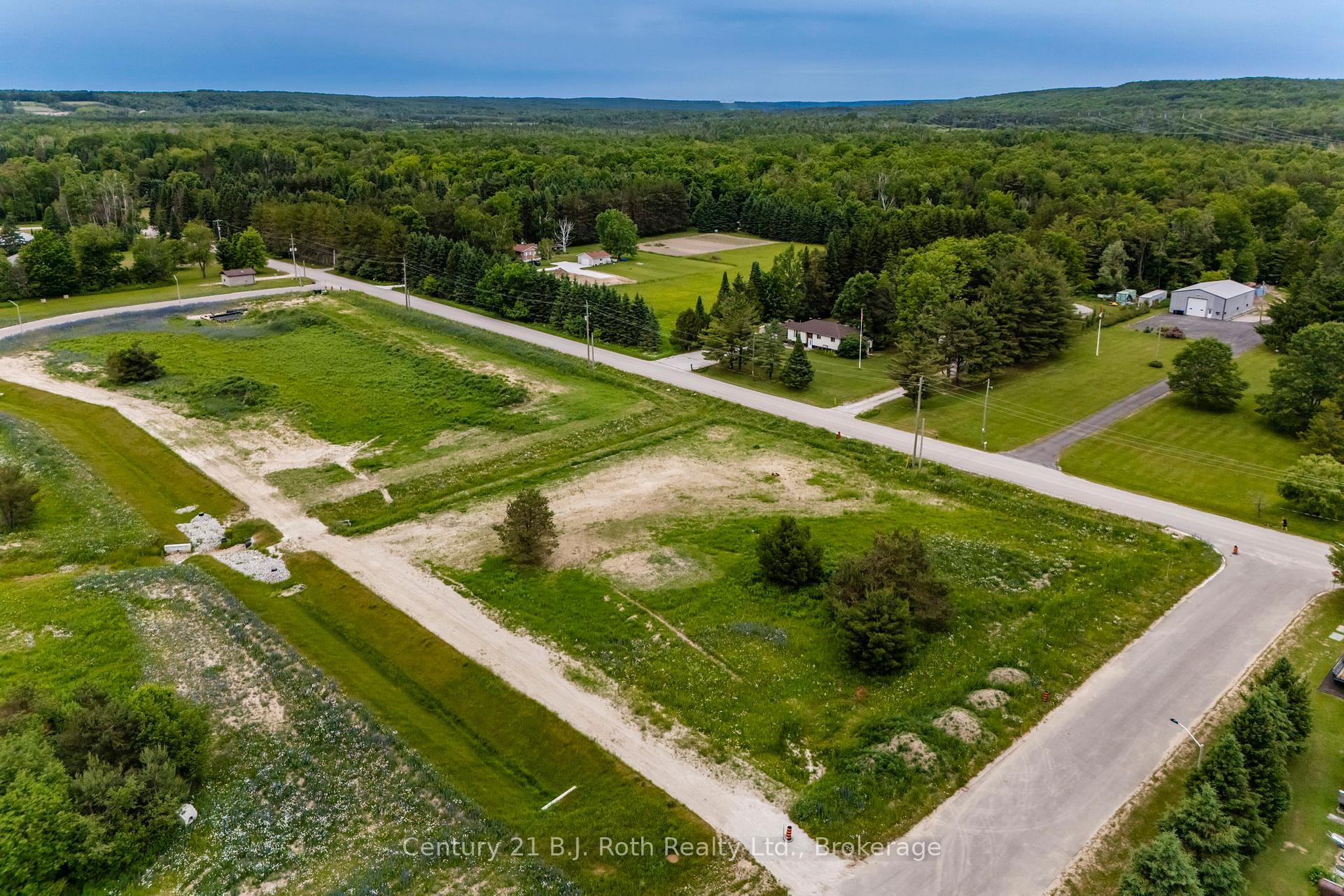Property Photo: 7 Scarlett Line ON L0L 1V0