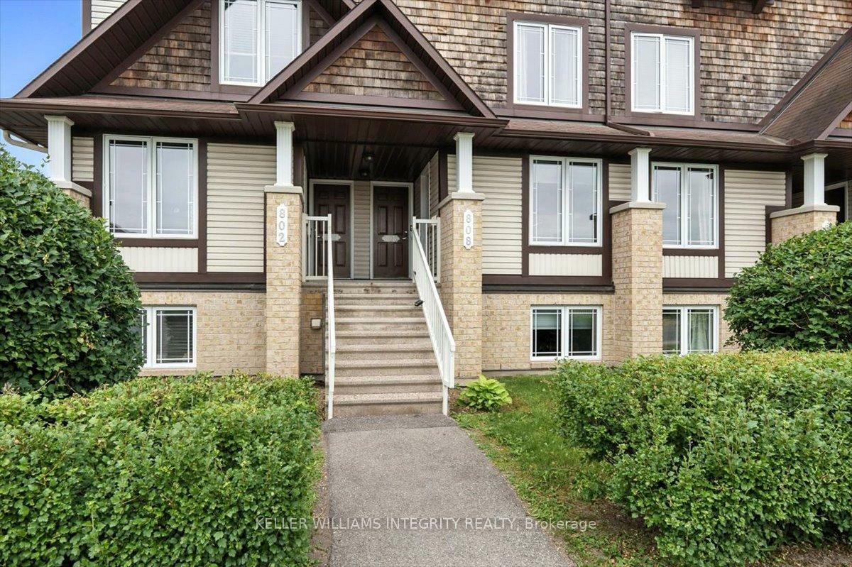 Property Photo:  808 Lakeridge Drive  ON K4A 0N5 