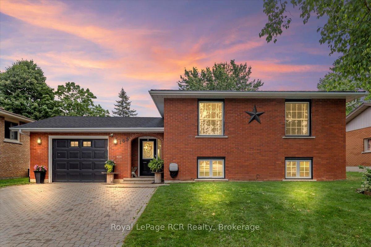 Property Photo: 165 14th Avenue ON N4N 3P7