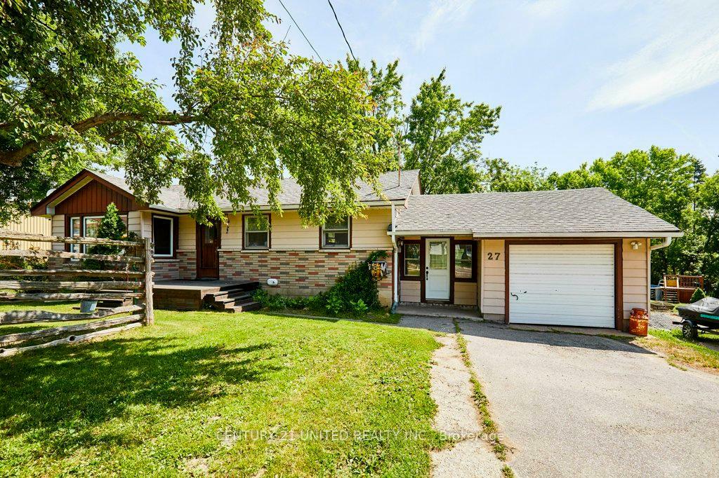 Property Photo: 27 Centre Street ON L0C 1H0