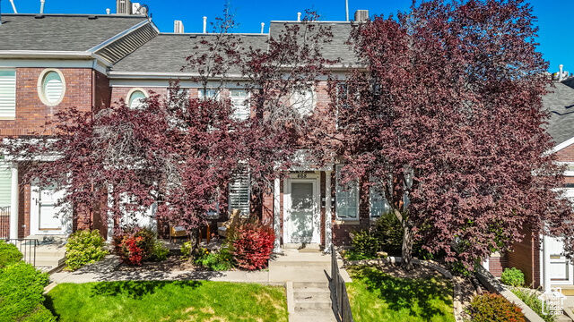 468 N E St  Salt Lake City UT 84103 photo