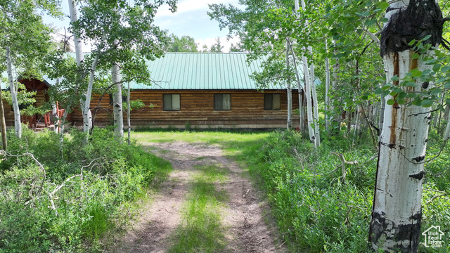 Property Photo:  1 Na  UT 84086 