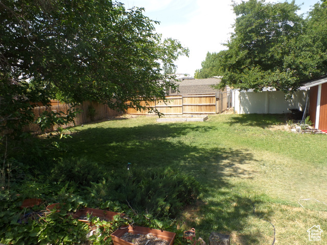 Property Photo: 1053 E 10600 S UT 84094