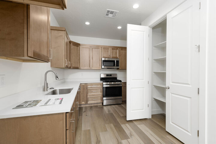 Property Photo:  2154 W 320 S 50  UT 84737 