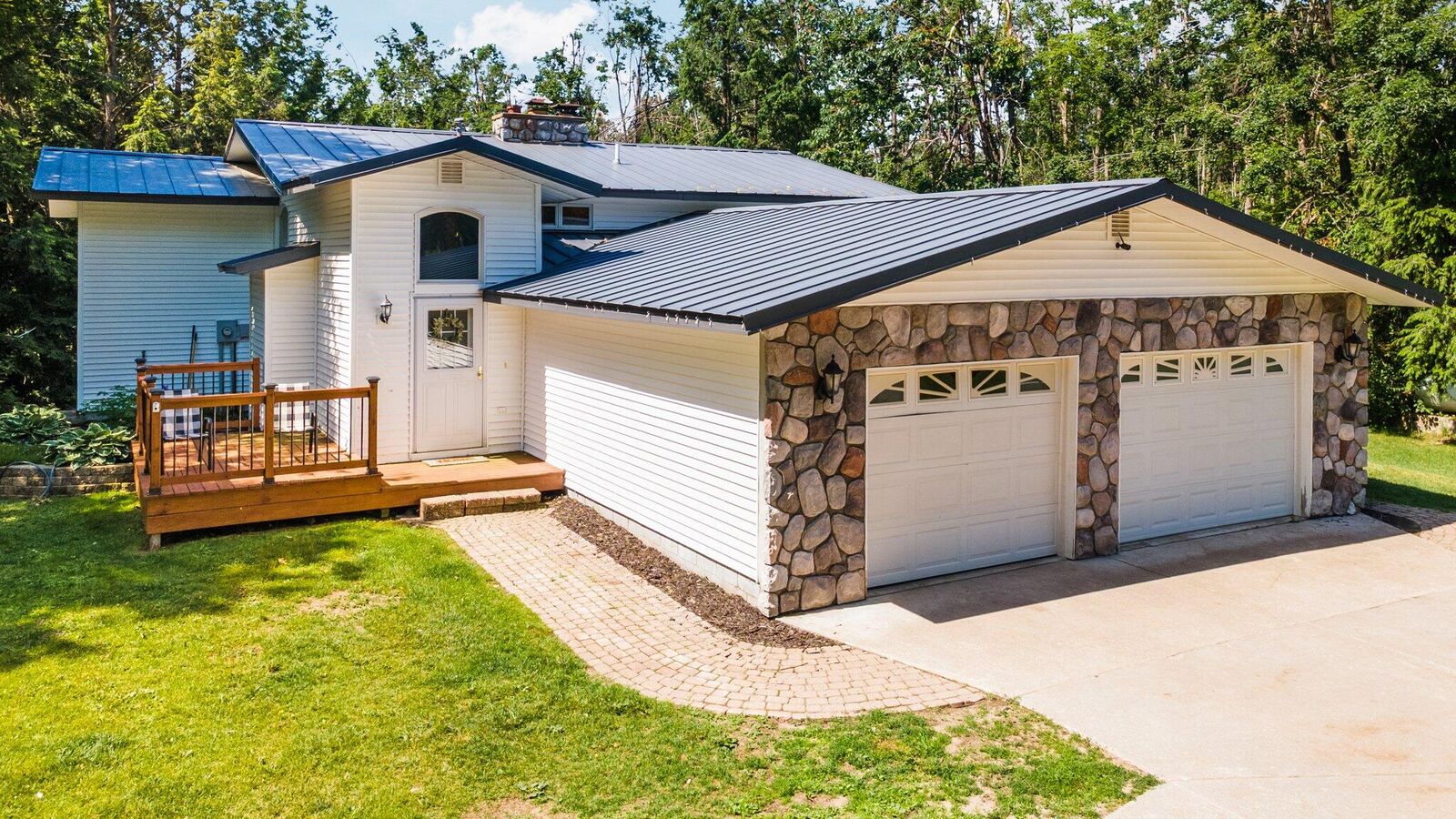 Property Photo: 1252 Krys Road MI 49735