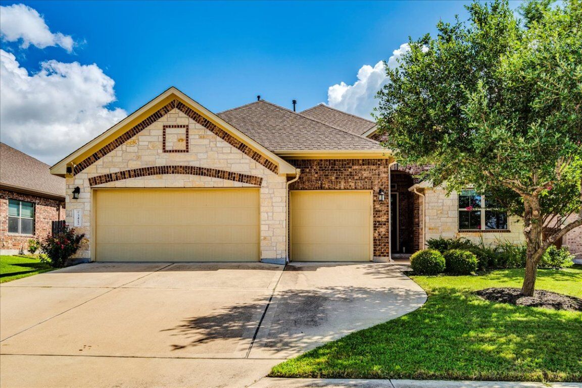 Property Photo: 3412 Plover Run Trail TX 78660