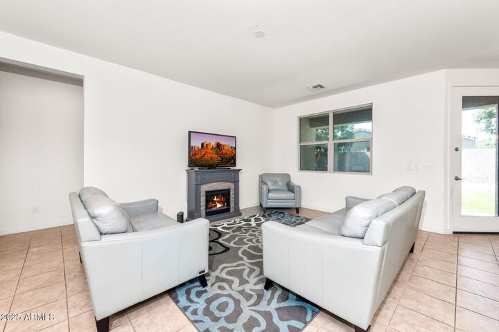 Property Photo:  626 W Tallula Trail  AZ 85140 