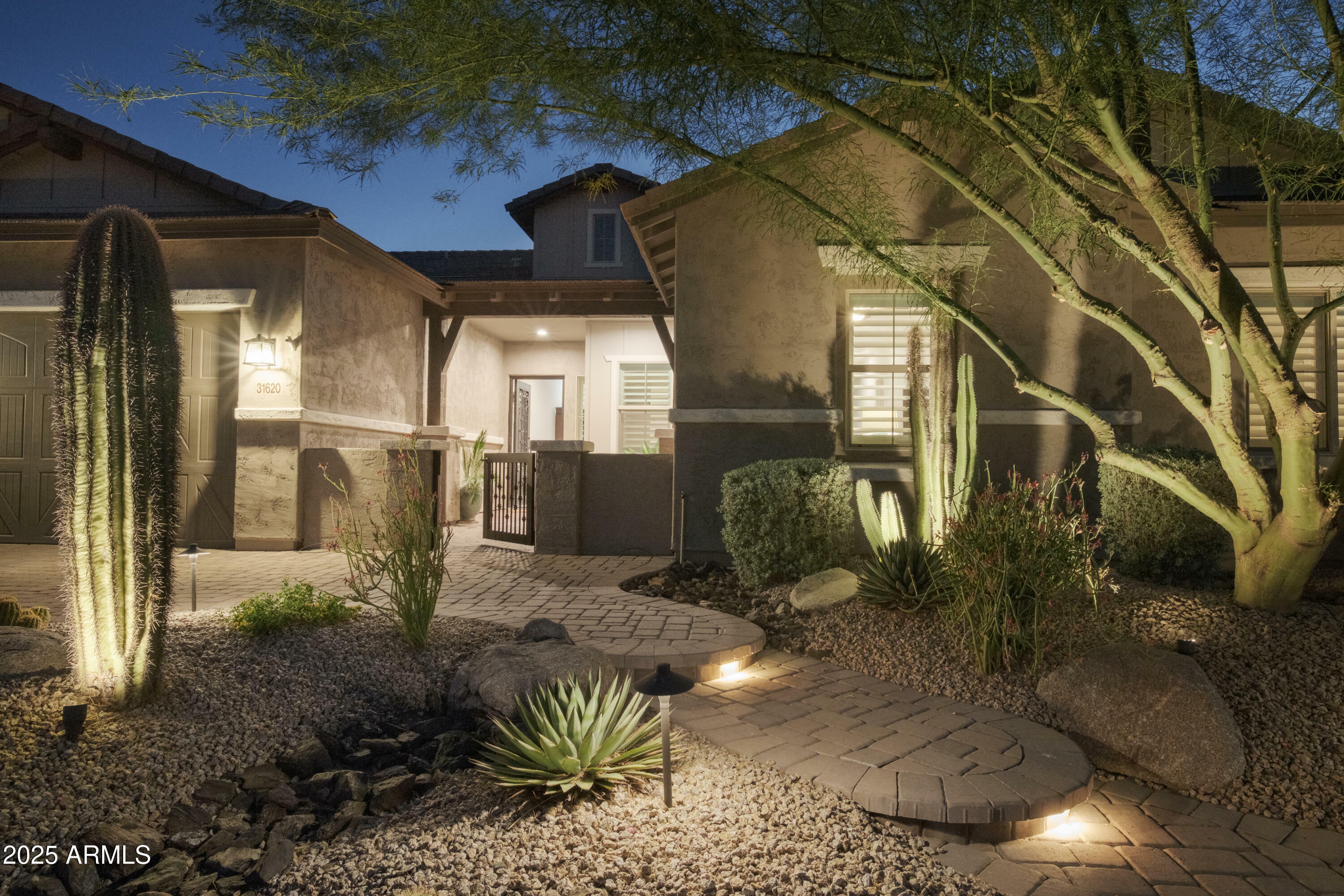 Property Photo: 31620 N 40th Way AZ 85331