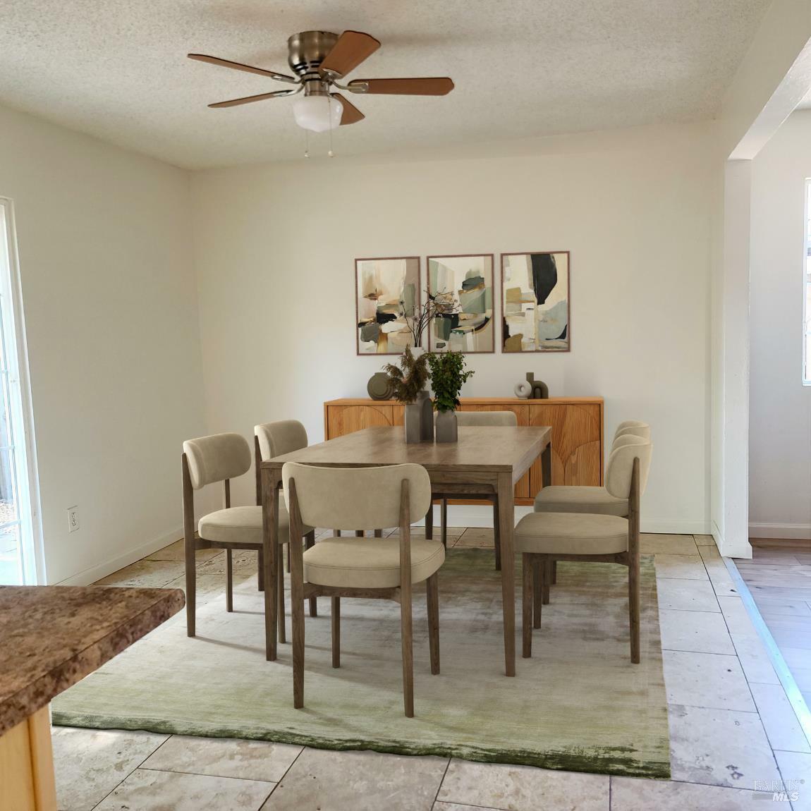 Property Photo: 904 Renee Court CA 95401
