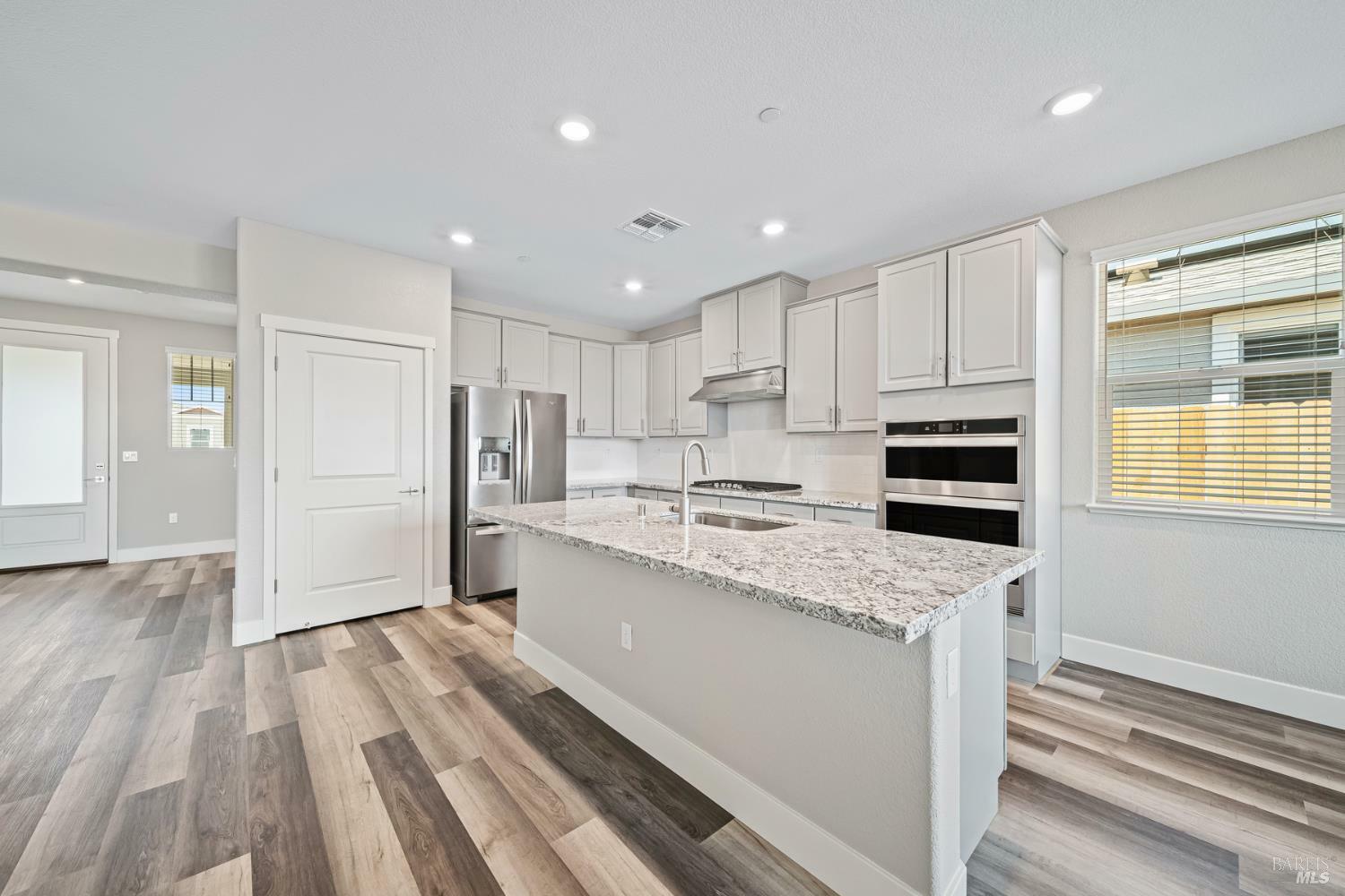 Property Photo: 2194 Rustic Oak Lane CA 94571