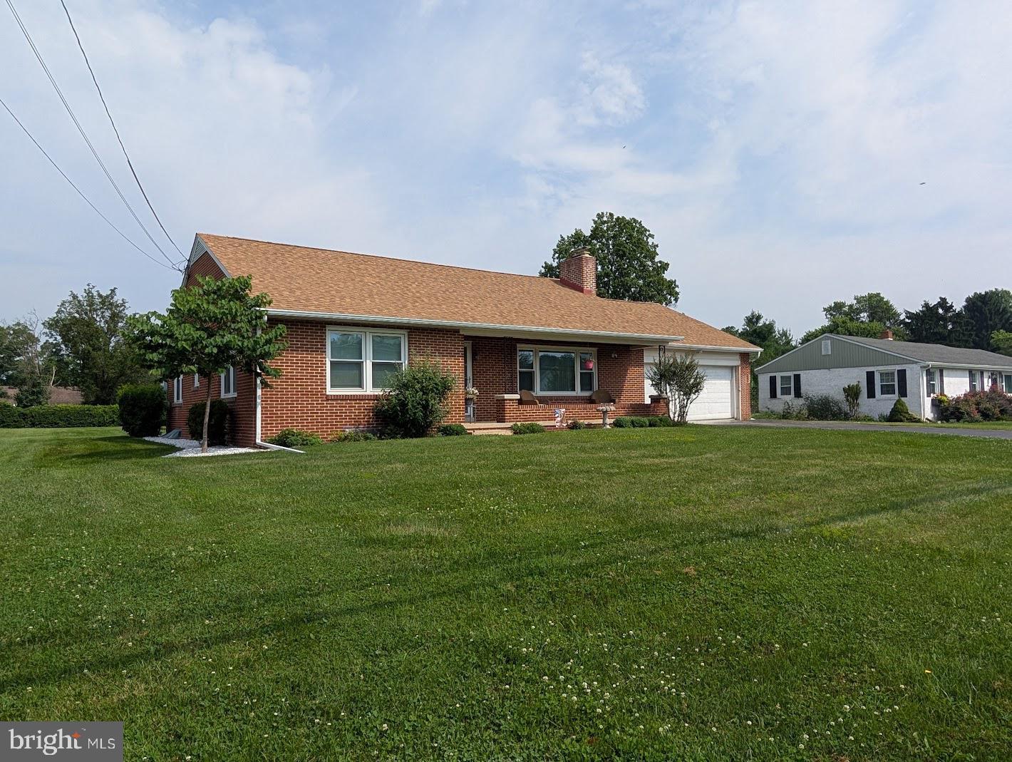 Property Photo:  835 Old Forge Road  PA 17070 